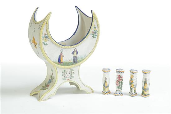QUIMPER KNIFE RESTS AND CRESCENT