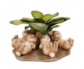 R. John Wright Flopsy Bunnies