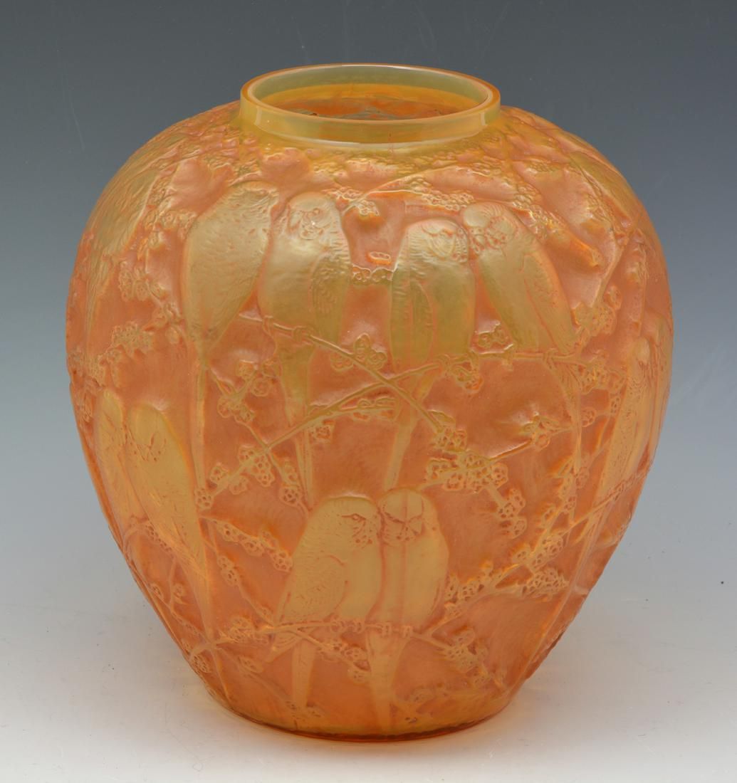 R LALIQUE PERRUCHES VASE, 10"