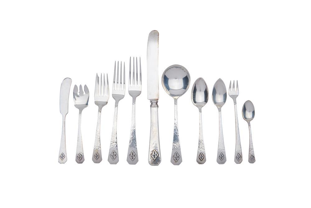 R. WALLACE & SONS ARTS & CRAFTS