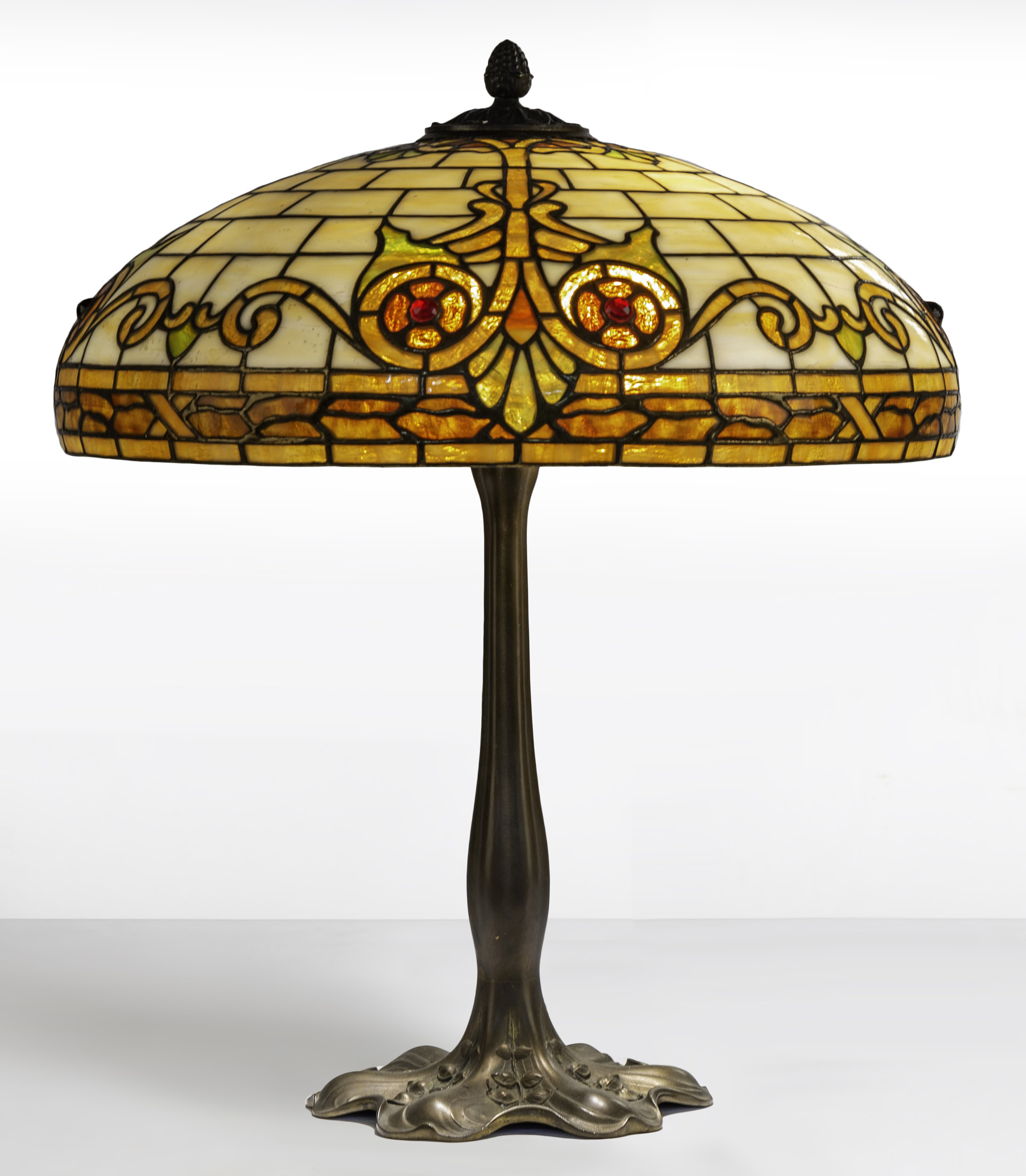 R. WILLIAMSON STYLIZED OWL LEADED