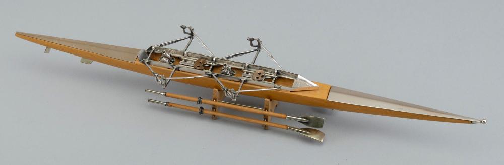 RACING SHELL MODEL 20TH CENTURY