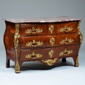 RÃ©GENCE ORMOLU-MOUNTED KINGWO