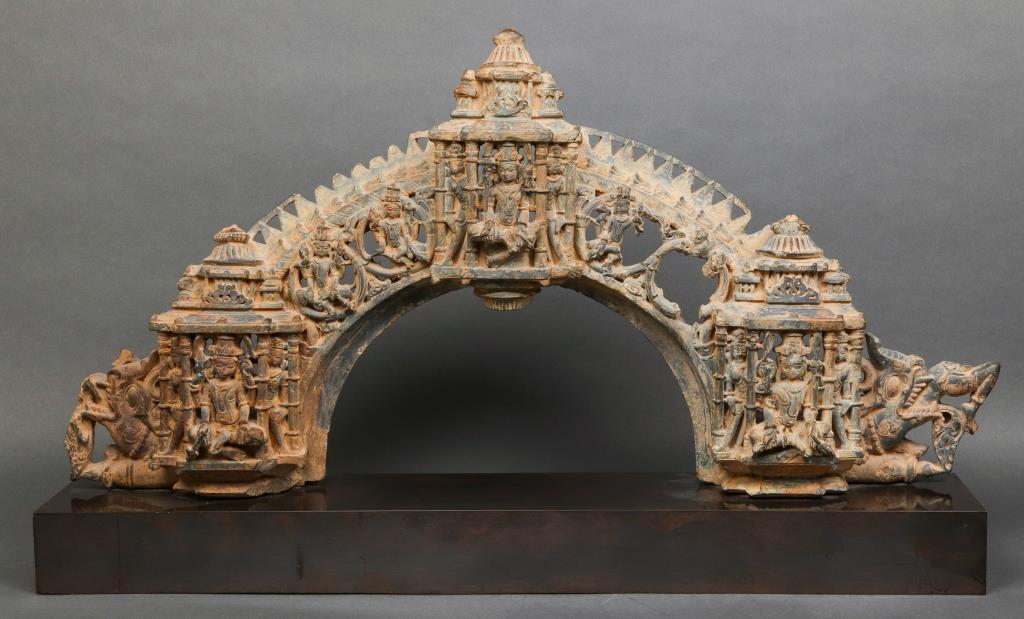 RAJASTHANI INDIAN SCHIST ARCHWAY