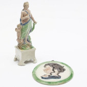 RALPH WOOD PEARLWARE FIGURE OF