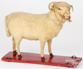 RAM SHEEP PLATFORM PULL TOY, C
