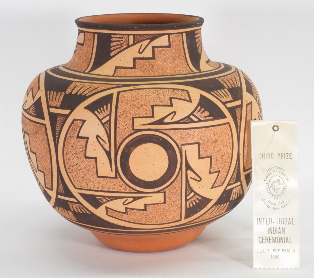 RANDY NAHOHAI ZUNI POTTERY VESSEL
