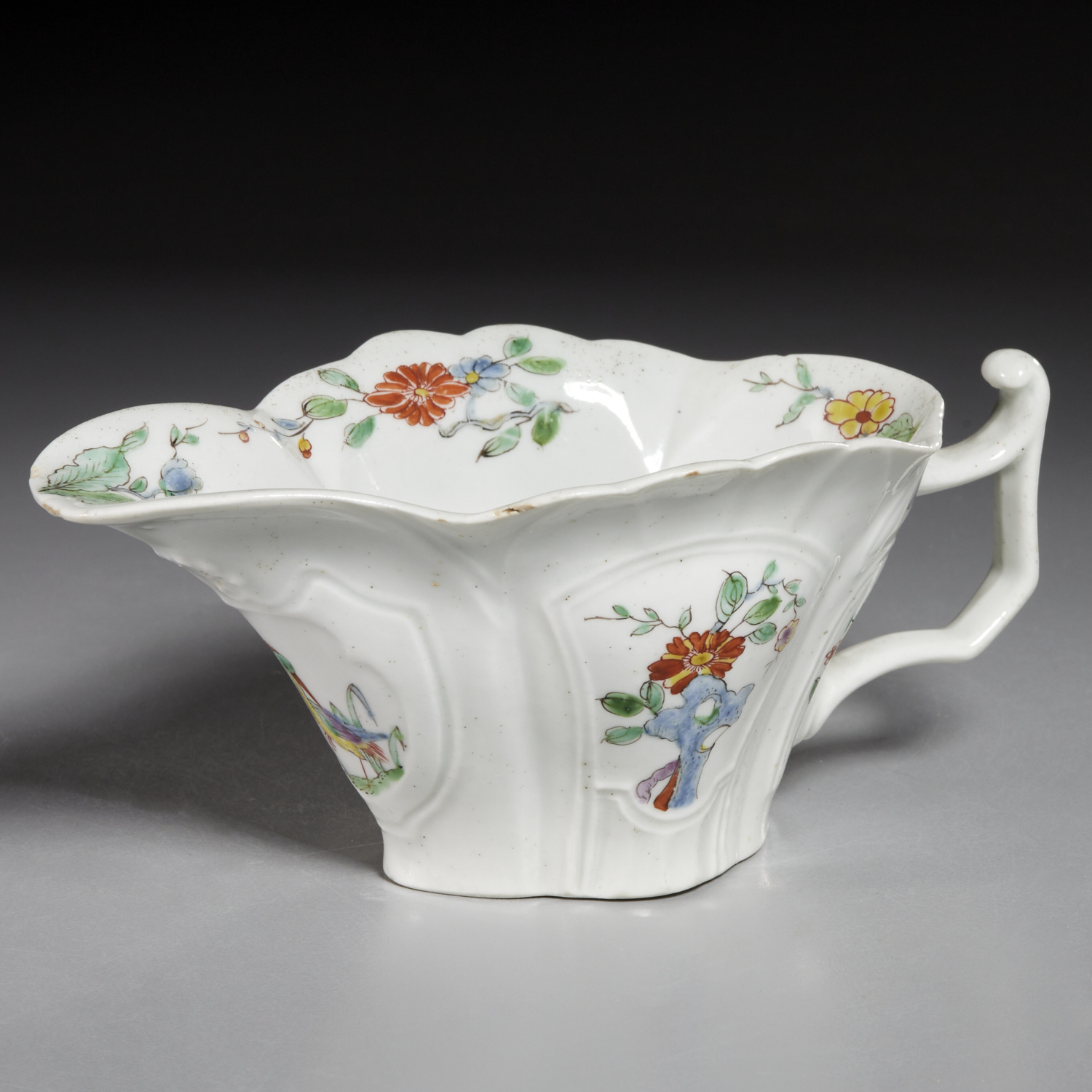 RARE AND EARLY WORCESTER SAUCEBOAT,