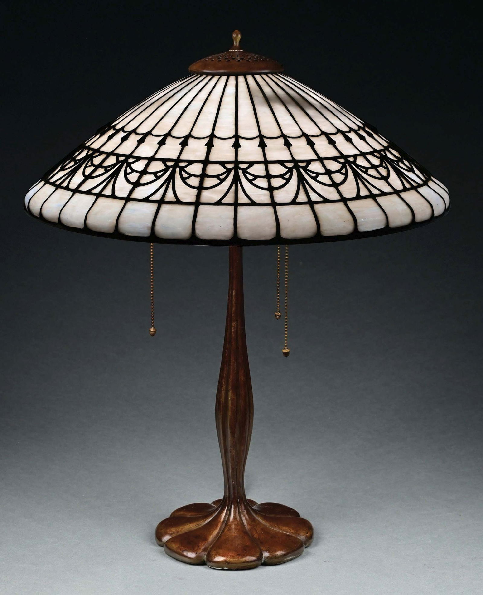 RARE BIGELOW & KENNARD LEADED GLASS