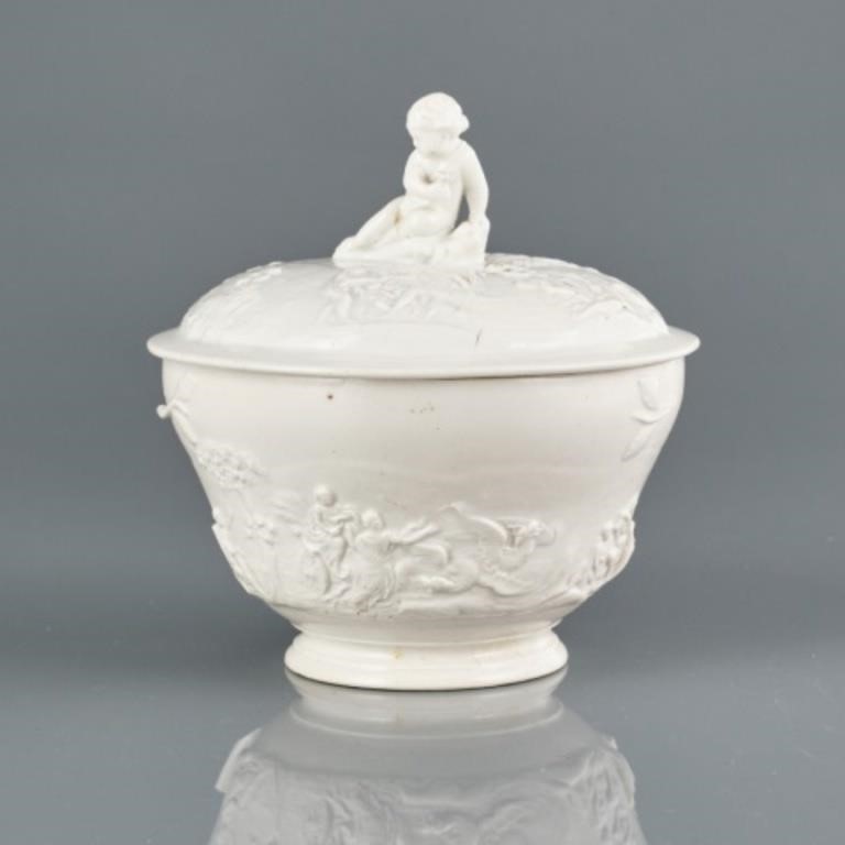 RARE CAPODIMONTE PORCELAIN LIDDED