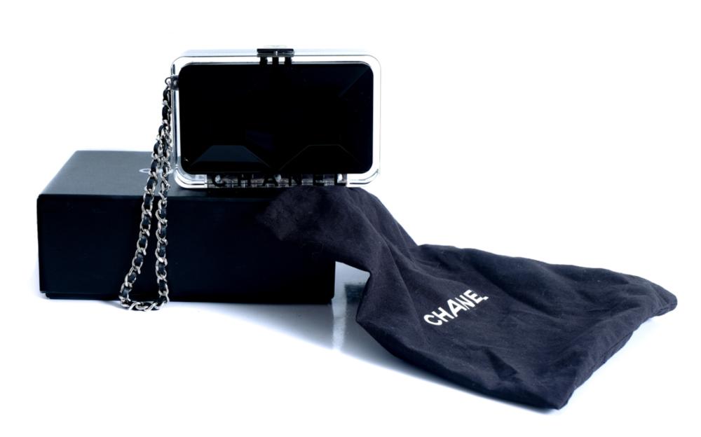RARE CHANEL MINI LUCITE
