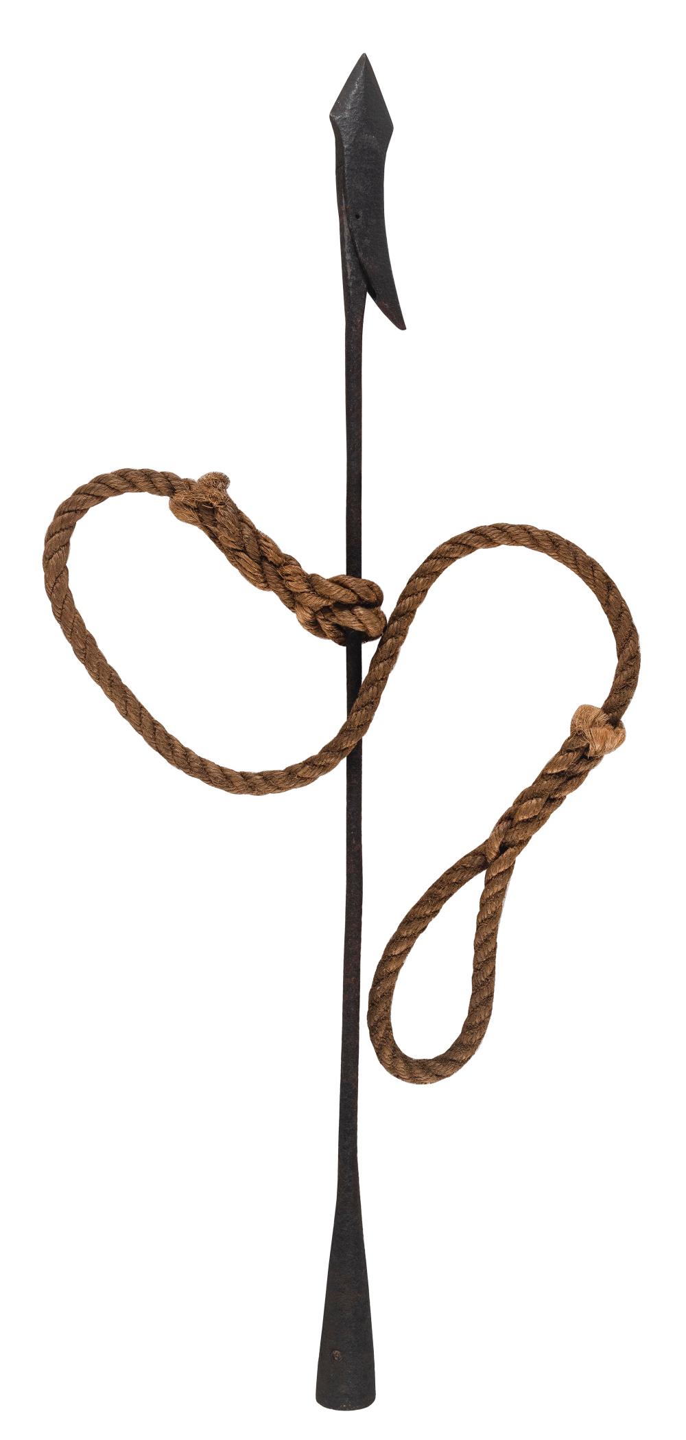 RARE DIAMOND-POINTED TOGGLE HEAD