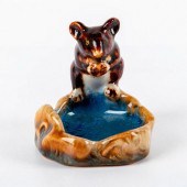 RARE DOULTON LAMBETH MOUSE BIB