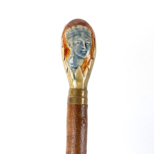 RARE DOULTON LAMBETH QUEEN VICTORIA