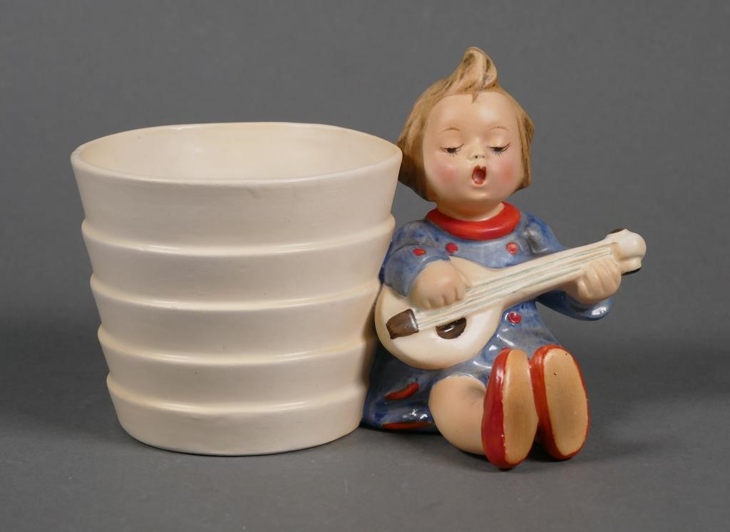 RARE HUMMEL JOYFUL W/ POT 53