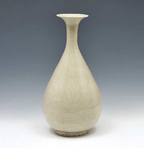 RARE LARGE CARVED DING WARE