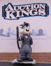 RARE LIFE SIZE PEPE LE PEW STO