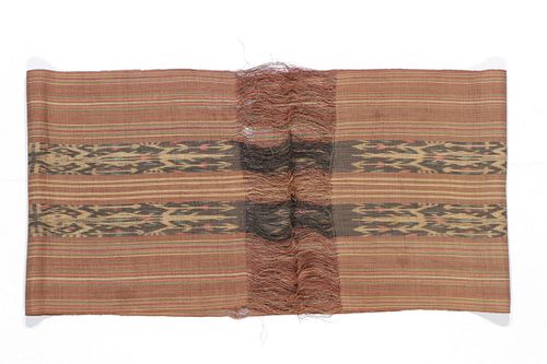 RARE OLD KALIMANTAN FIBER IKAT