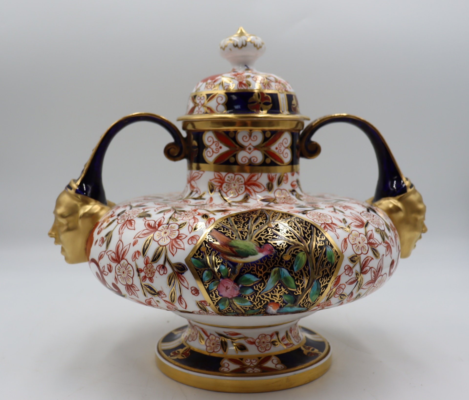 RARE ROYAL CROWN DERBY FOR