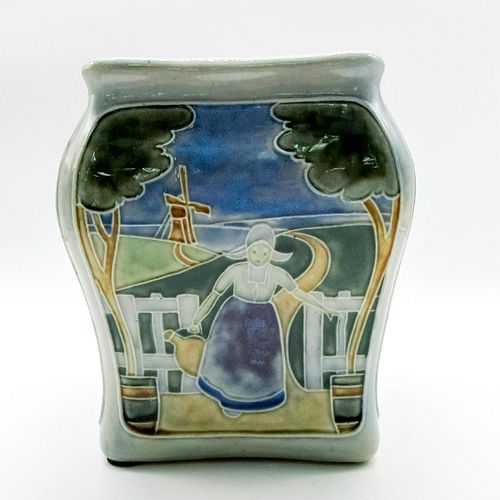 RARE ROYAL DOULTON LAMBETH