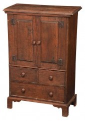 RARE SOUTHERN CHIPPENDALE YELL