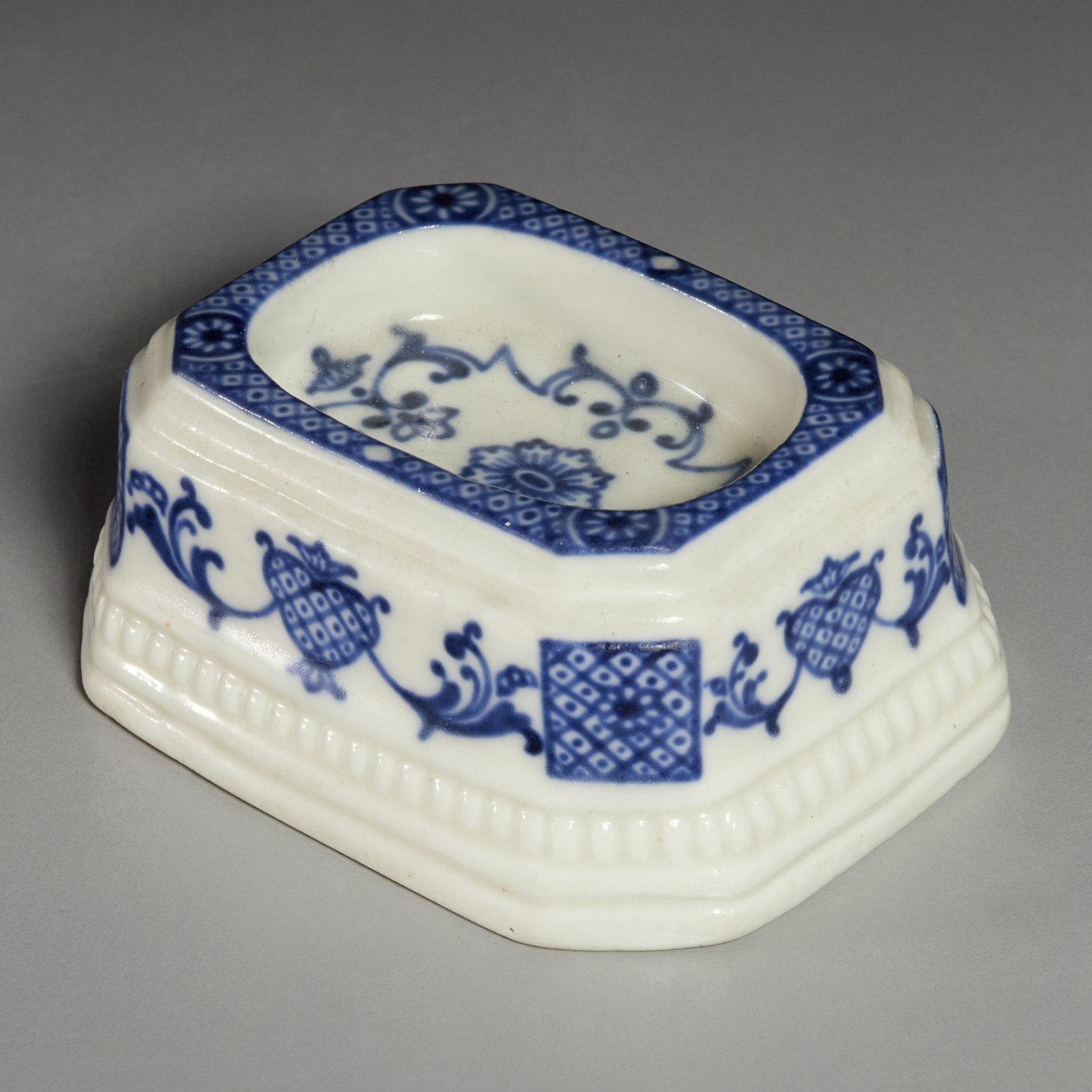RARE ST. CLOUD PORCELAIN SALT