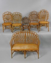 RARE VICTORIAN SHELL-FORM PARL