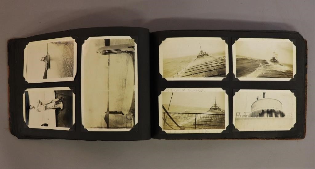 Rare vintage photographs of World