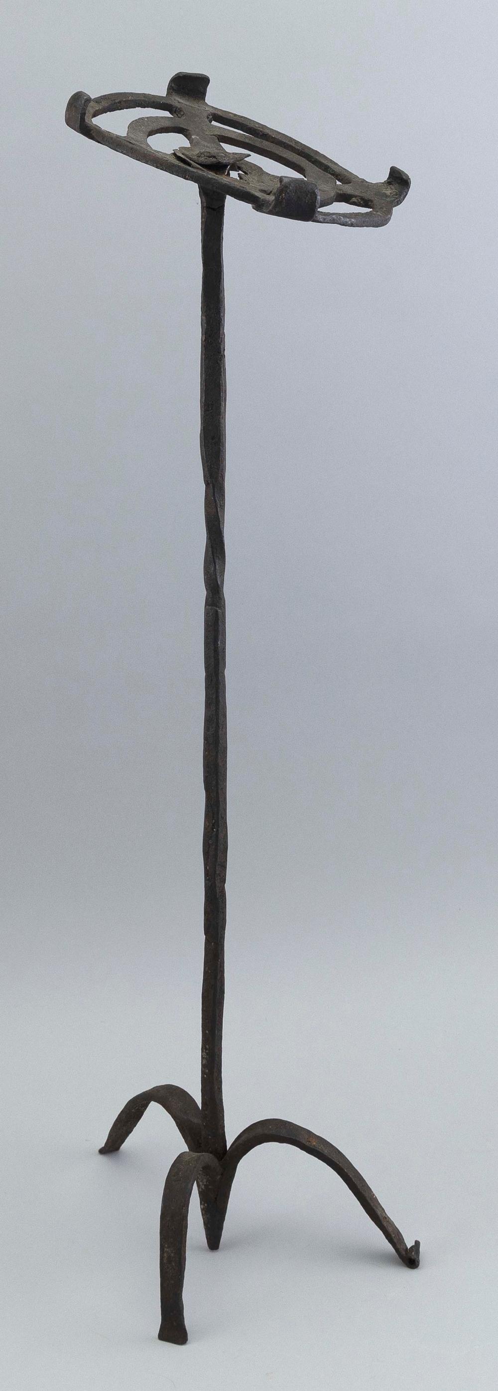 RARE WROUGHT IRON DOWN-HEARTH