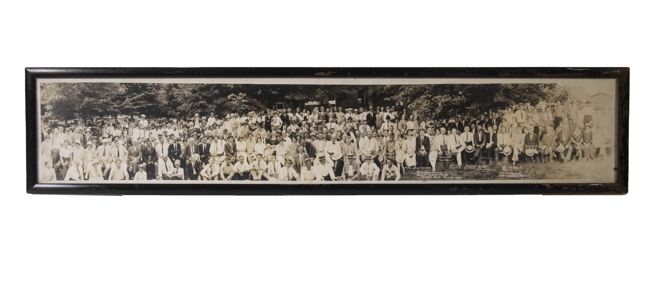 RARE 'YARD LONG' PHOTO OF THE