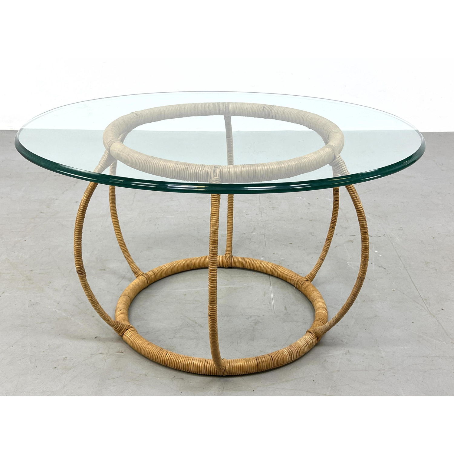 Rattan Bulbous Open Base Glass