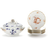 RAYNAUD CHINA TUREEN AND SIX L