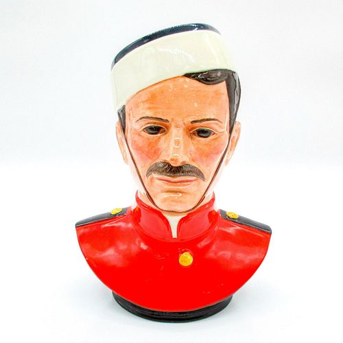 RCMP 1873 HN2555 - ROYAL DOULTON