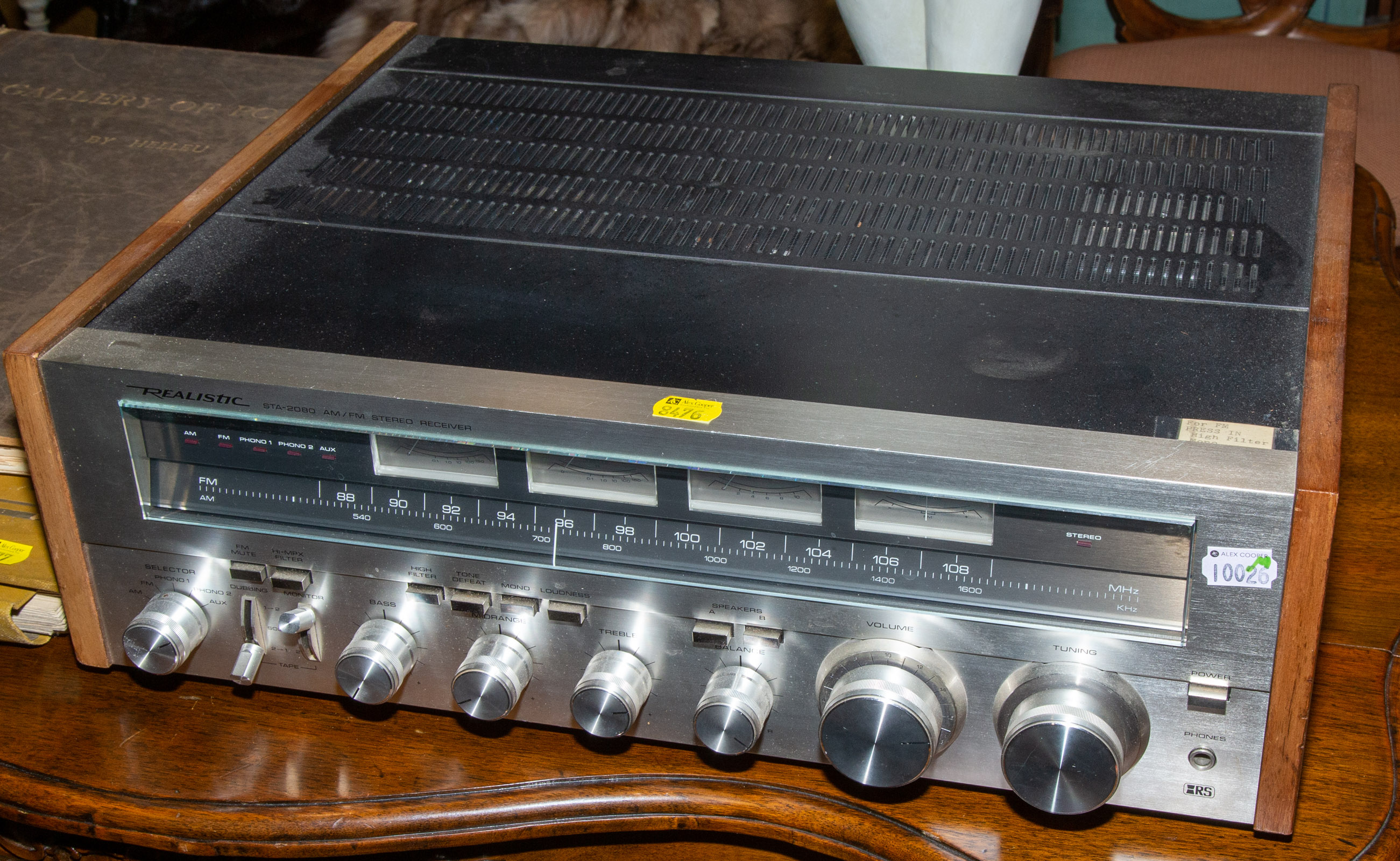 REALISTIC STA-2080 AM/FM STEREO