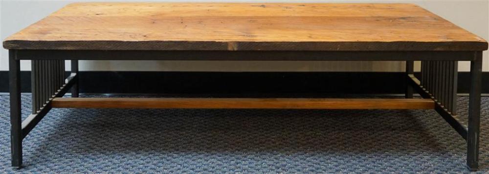 RECLAIMED WOOD AND PATINATED