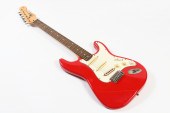 RED FENDER STRATOCASTER ELECTR