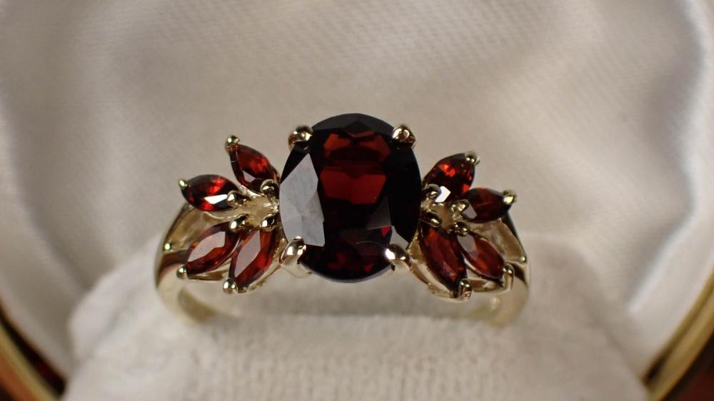 RED GARNET AND YELLOW GOLD
