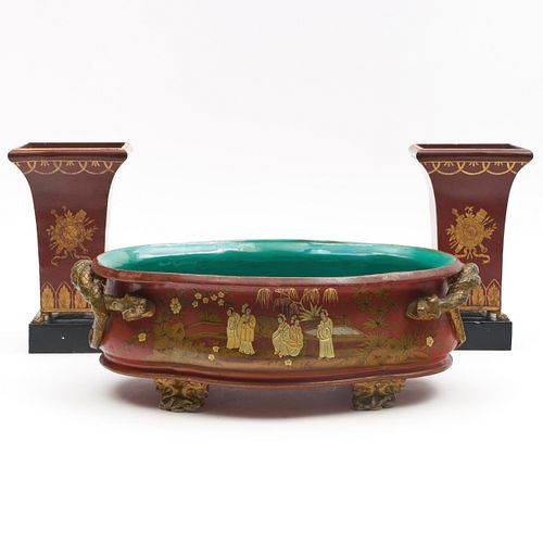 RED GLAZED PORCELAIN JARDINIèRE AND