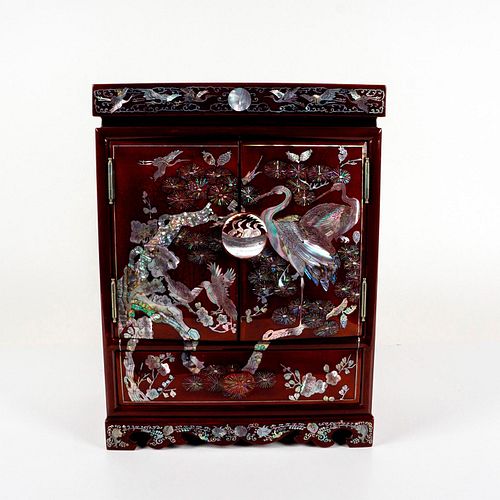RED LACQUER AND MOTHER OF PEARL