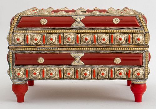 RED MOROCCAN DECORATIVE BOXMoroccan