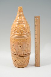 RED WING MID-CENTURY FIGURAL C