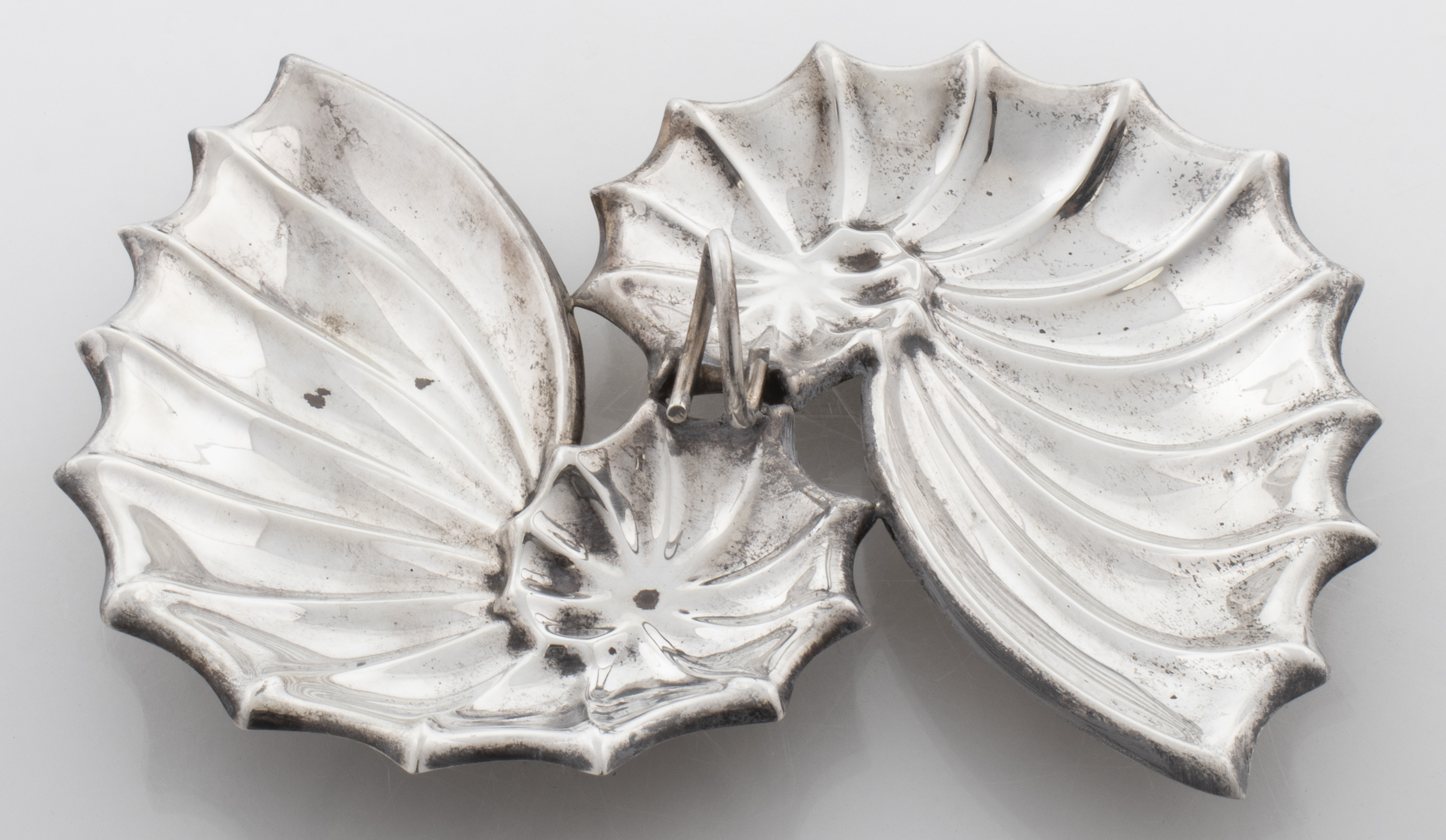 REED & BARTON "NAUTILUS" SILVER