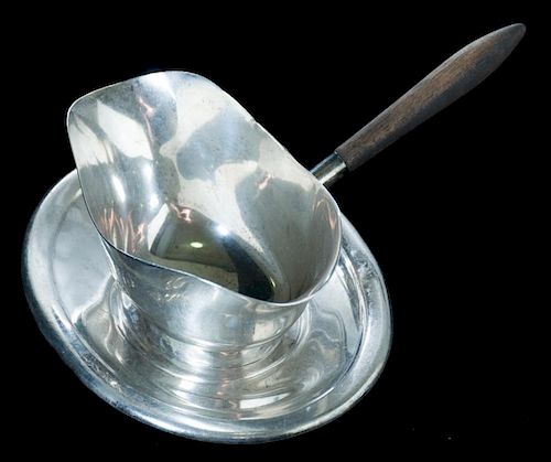 REED & BARTON STERLING SAUCE BOAT &