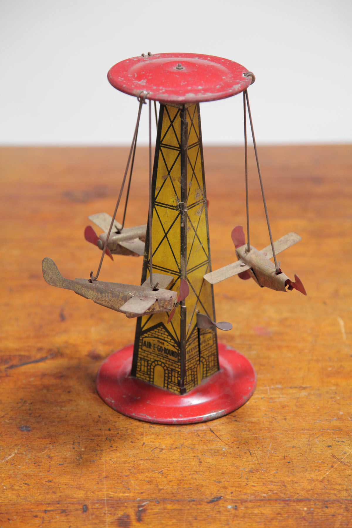 REEVES ''AIR-E-GO-ROUND''. 
