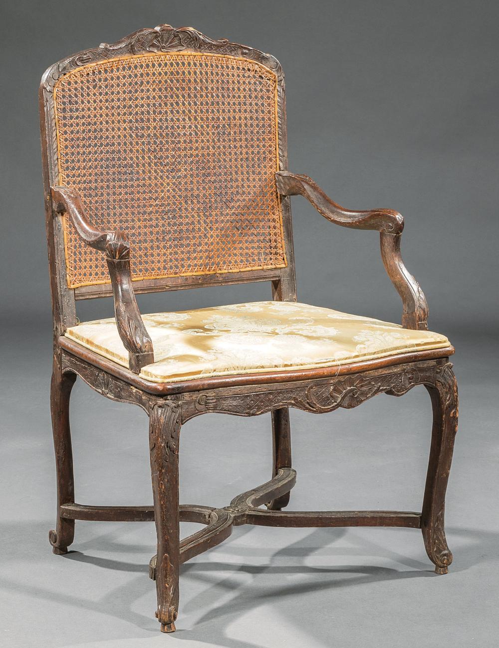 REGENCE CARVED BEECHWOOD
