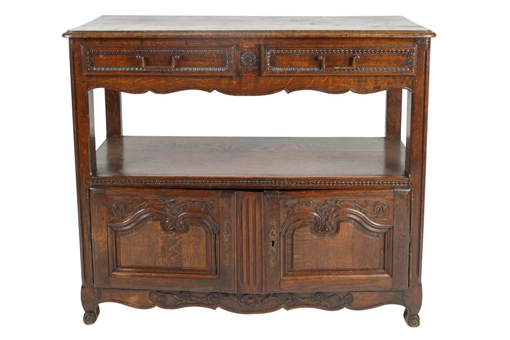 REGENCE CARVED OAK SERVERCondition: