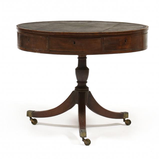 REGENCY MAHOGANY AND LEATHER TOP