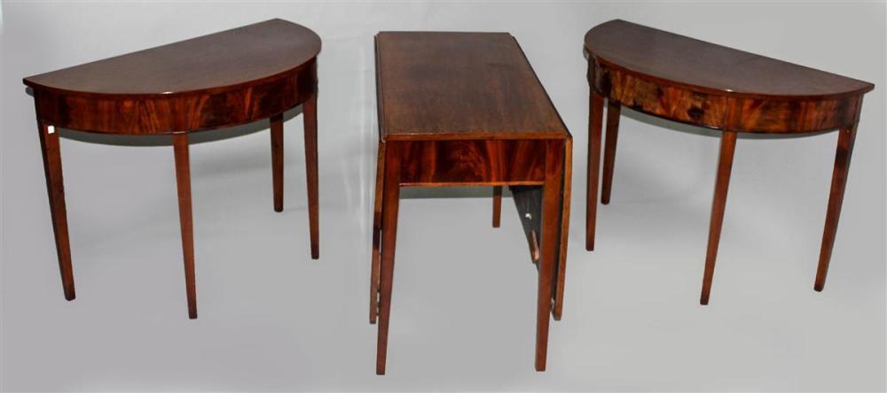 REGENCY MAHOGANY THREE PART