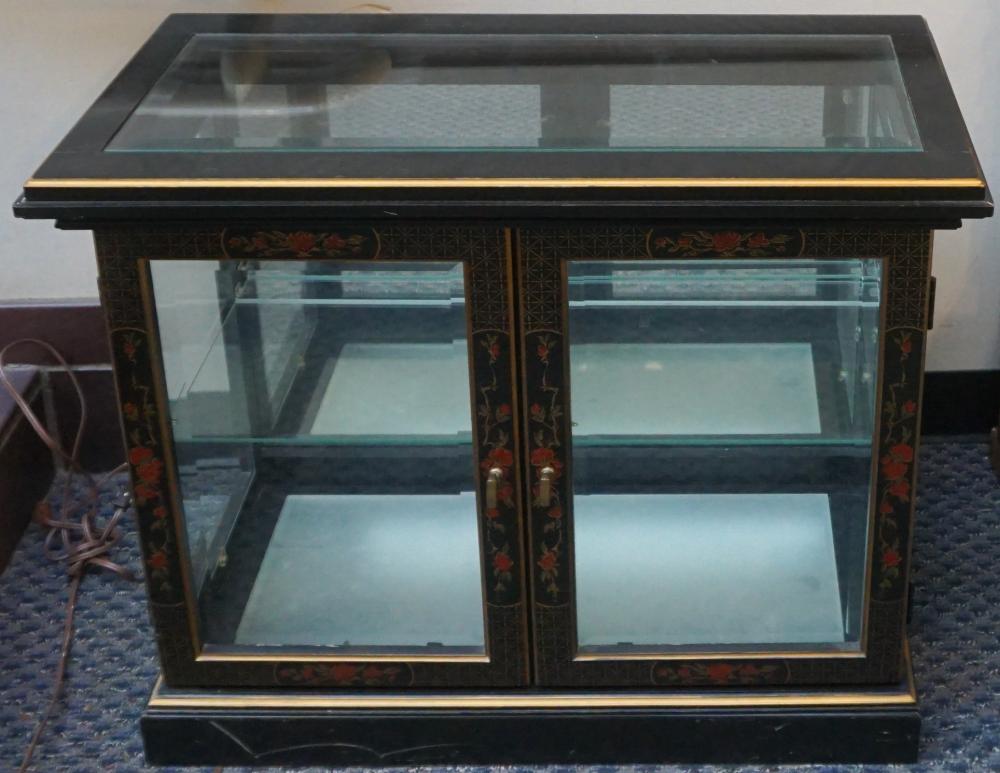 REGENCY STYLE CHINOSERIE