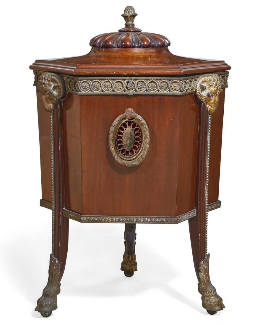 REGENCY STYLE MAHOGANY